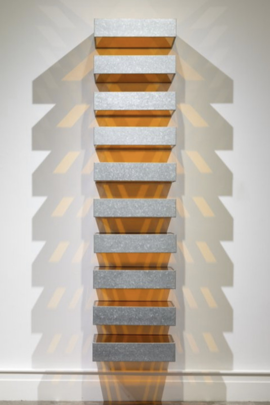Judd_01_UntitledStack_AmberPlexiglass